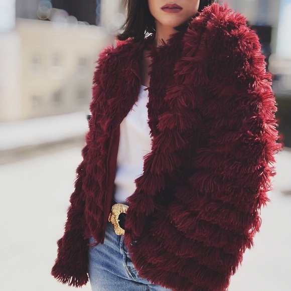 Last 1✨🆕Naomi Burgundy Bell Sleeve Shag Jacket - Picture 5 of 7